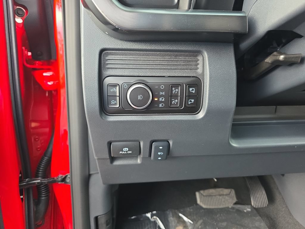 New 2026 Ford F350 Lariat w/ Black Appearance Package AWD/4WD image 21