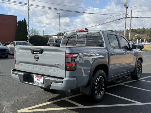 Used 2022 Nissan Frontier Pro-X w/ Technology Package image 3