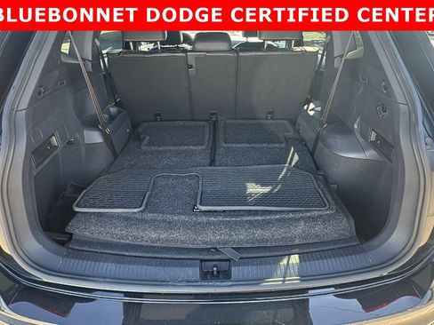 Used 2021 Volkswagen Tiguan SE R-Line image 25