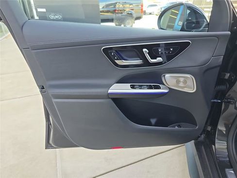 Certified 2026 Mercedes-Benz GLC 300 4MATIC image 21