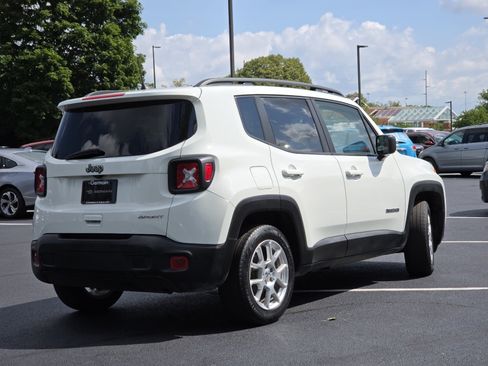 Used 2022 Jeep Renegade Sport w/ Sport Appearance Group FWD image 22