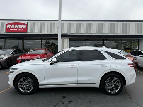 Used 2025 Genesis GV70 2.5T w/ Advanced Package AWD/4WD image 18