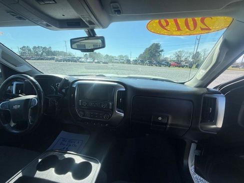 Used 2019 Chevrolet Silverado 2500 W/T image 9