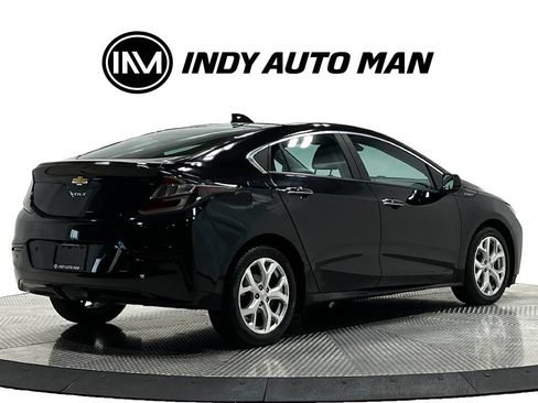 Used 2017 Chevrolet Volt Premier w/ Driver Confidence II Package FWD image 4