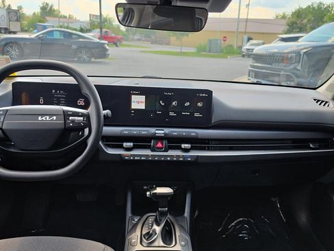 Certified 2025 Kia K4 FWD image 13