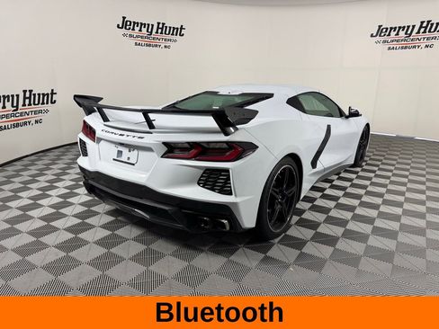 Used 2021 Chevrolet Corvette Stingray w/ Z51 Performance Package image 5