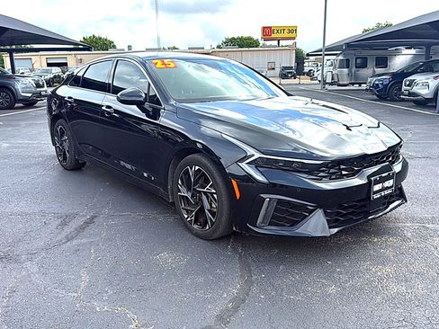 Used 2025 Kia K5 GT-Line w/ GT-Line Premium Package FWD image 3