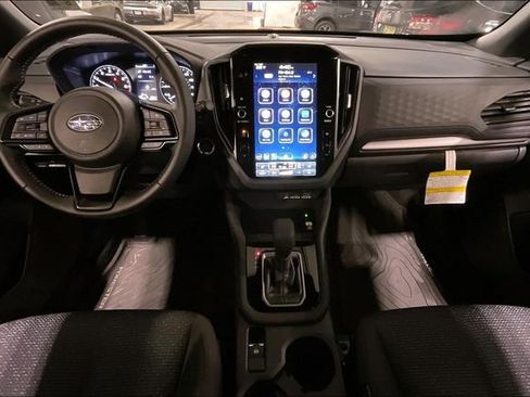 Used 2025 Subaru Forester Premium image 15