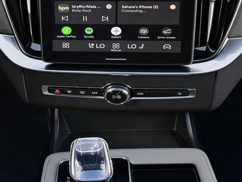 Certified 2026 Volvo XC90 T8 Plus w/ Protection Package Premier AWD/4WD image 10