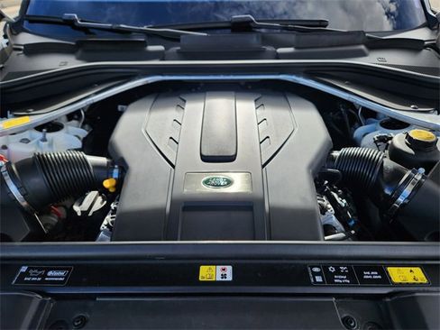 Used 2023 Land Rover Range Rover Long Wheelbase SE image 23