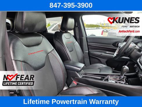 Used 2024 Jeep Compass Trailhawk AWD/4WD image 31