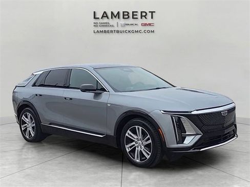 Used 2024 Cadillac Lyriq Tech w/ Driver Assist Package image 4