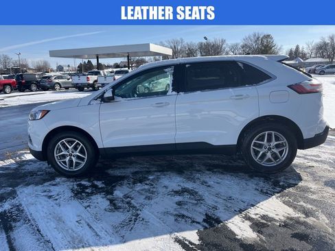 Used 2024 Ford Edge SEL w/ Convenience Package image 7