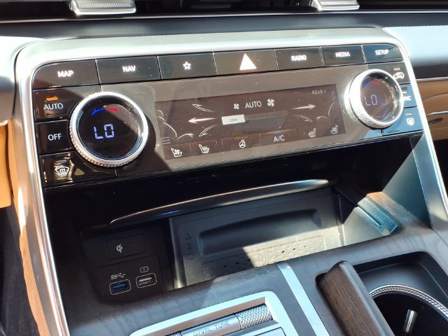 Used 2023 Genesis GV80 3.5T w/ Prestige Package AWD/4WD image 26