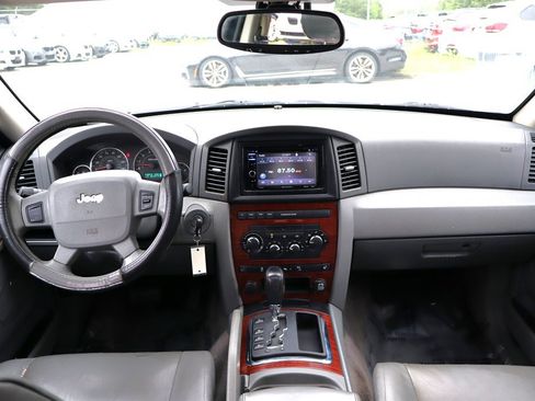Used 2007 Jeep Grand Cherokee Limited RWD image 14