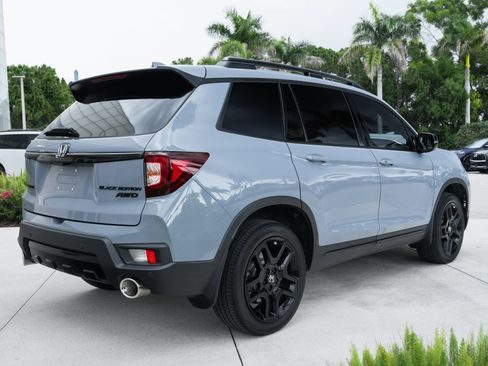 Used 2025 Honda Passport Black Edition image 10