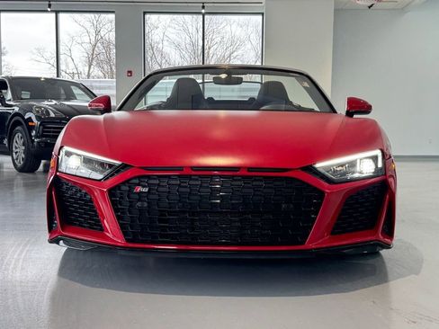 Used 2021 Audi R8 V10 w/ Premium Package image 8