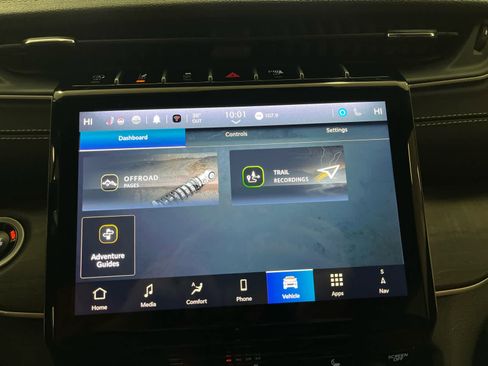 Used 2024 Jeep Grand Cherokee Limited w/ Black Appearance Package image 36