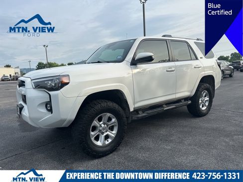 Used 2023 Toyota 4Runner SR5 AWD/4WD image 1