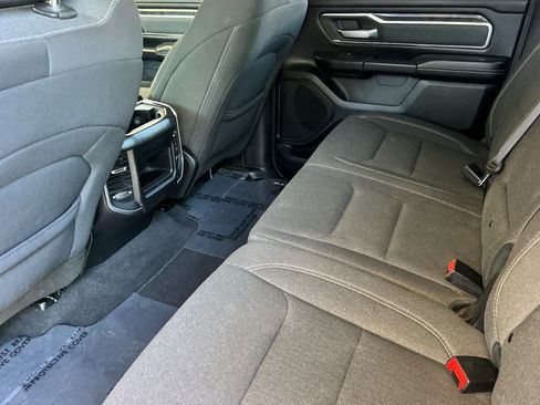Used 2019 RAM 1500 Big Horn RWD image 4
