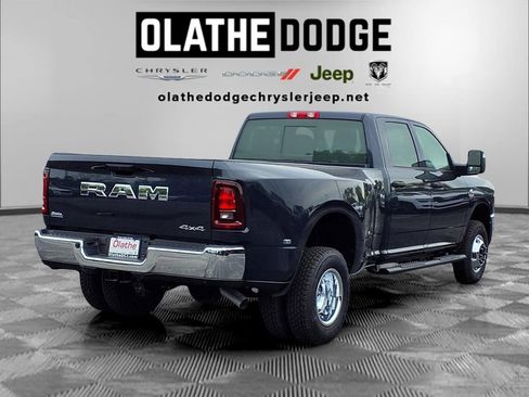 New 2026 RAM 3500 Tradesman AWD/4WD image 25