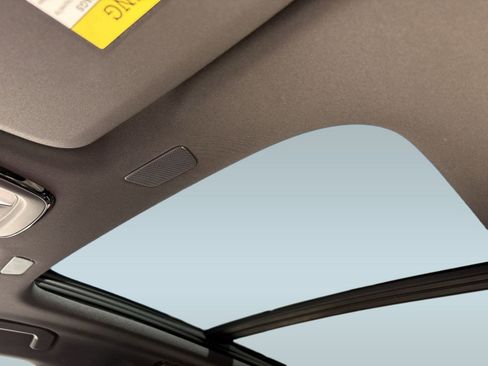 New 2026 Volvo XC60 B5 Core w/ Climate Package image 15