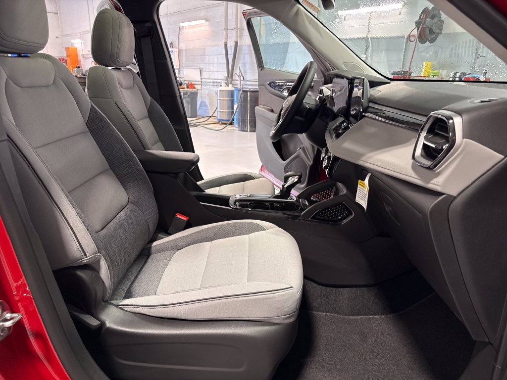 New 2026 Chevrolet TrailBlazer LT w/ Convenience Package AWD/4WD image 33