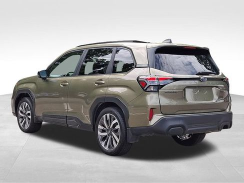 Used 2026 Subaru Forester Touring AWD/4WD image 4