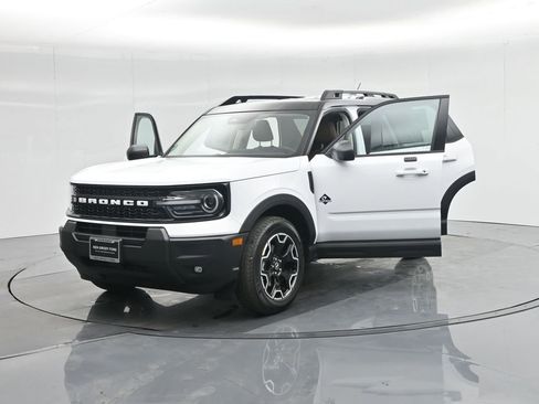 New 2025 Ford Bronco Sport Outer Banks image 14
