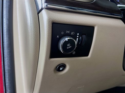 Used 2016 Jeep Grand Cherokee Limited AWD/4WD image 10