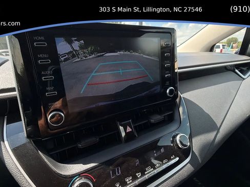 Used 2020 Toyota Corolla LE FWD image 21