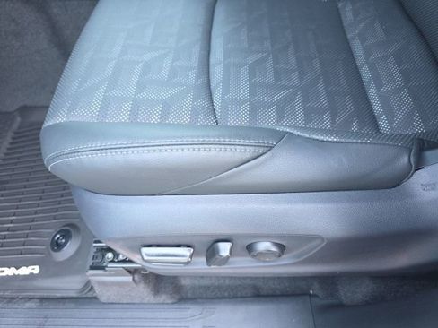 New 2026 Toyota Tacoma TRD Off-Road AWD/4WD image 15