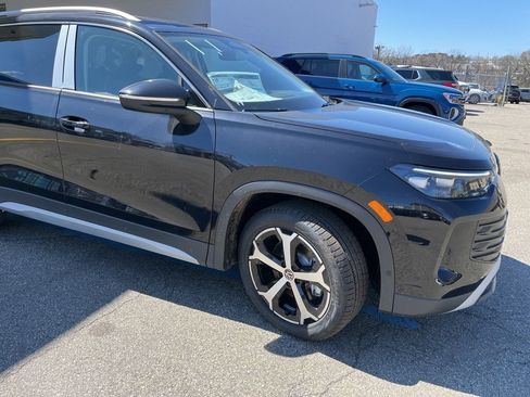 New 2026 Volkswagen Tiguan SE image 6