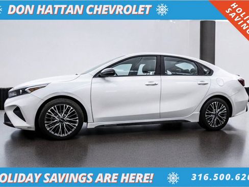 Used 2024 Kia Forte GT-Line w/ GT-Line Premium Package image 2