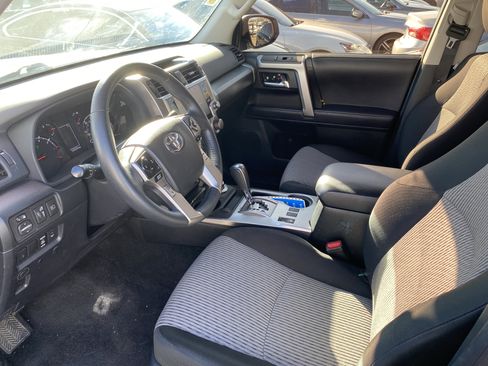 Used 2022 Toyota 4Runner SR5 image 9