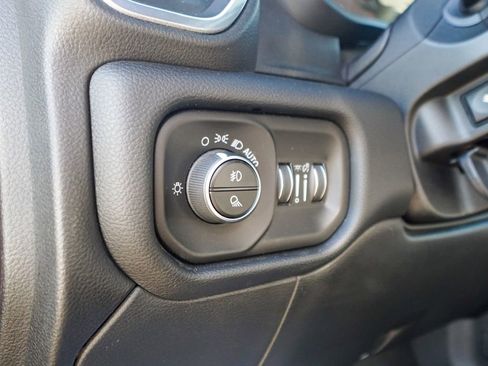 Used 2019 RAM 3500 Laramie image 19