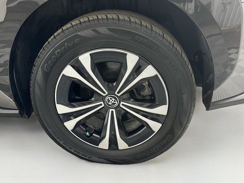 Used 2024 Toyota bZ4X XLE w/ Weather Package image 11