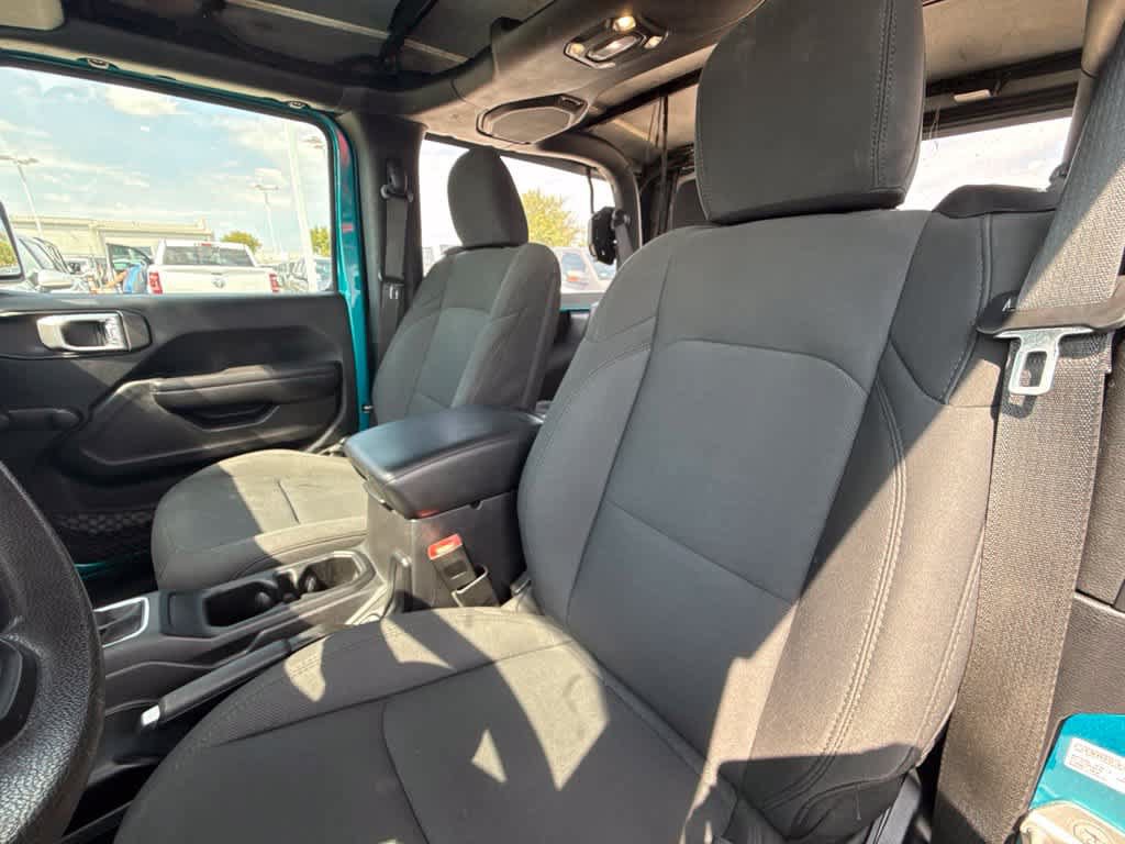 Used 2020 Jeep Wrangler Sport AWD/4WD image 12