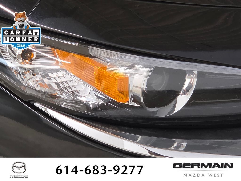Used 2024 MAZDA MAZDA3 s FWD image 16