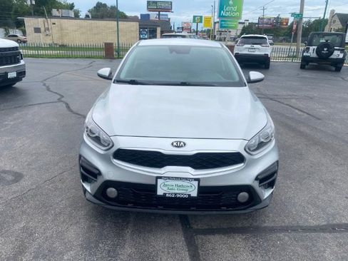 Used 2020 Kia Forte LXS FWD image 2