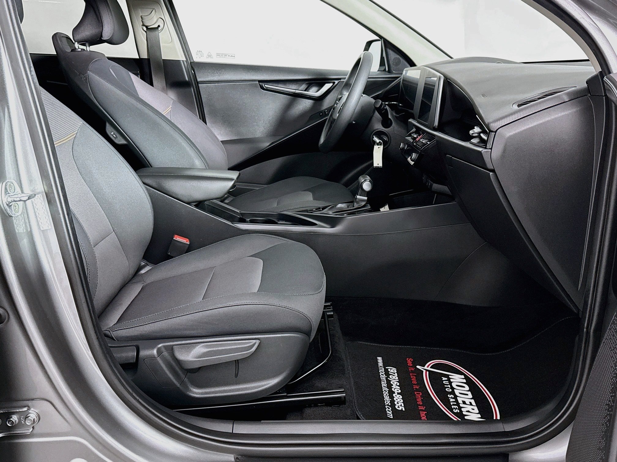 Used 2023 Kia Niro LX FWD image 33