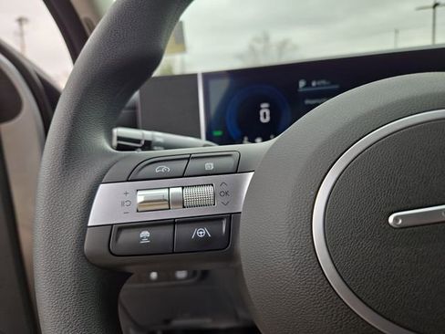 New 2026 Hyundai Tucson Blue SE image 19