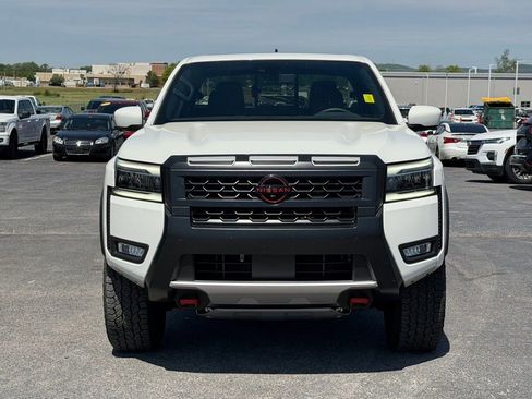 Used 2025 Nissan Frontier PRO-4X w/ Pro Premium Package image 10
