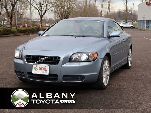 Used 2007 Volvo C70 T5 image 1