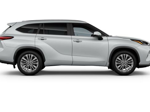 New 2025 Toyota Highlander Platinum AWD/4WD image 12