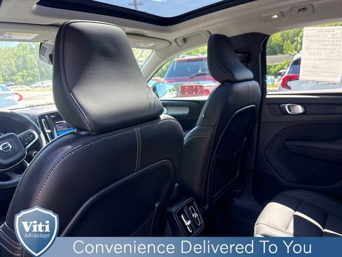 Certified 2026 Volvo XC40 B5 Plus w/ Protection Package Premier AWD/4WD image 21