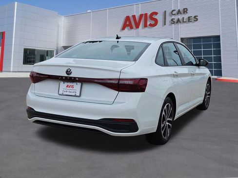 Used 2025 Volkswagen Jetta Sport FWD image 6