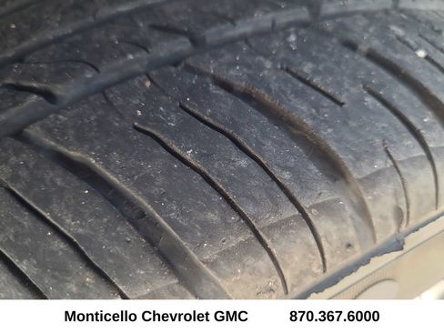 Used 2025 Kia Soul LX w/ LX Technology Package FWD image 10