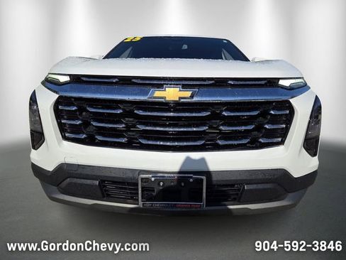 Used 2025 Chevrolet Equinox LT image 9