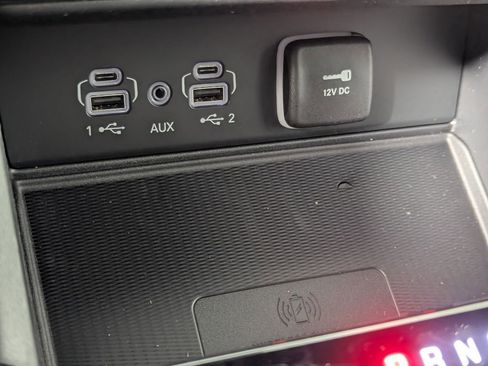 New 2025 Jeep Grand Cherokee Altitude image 29